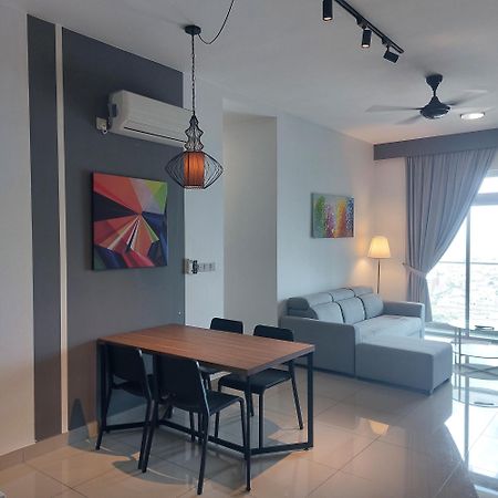 Twin Galaxy Jb Homestay By Summer Johor Bahru Exterior foto