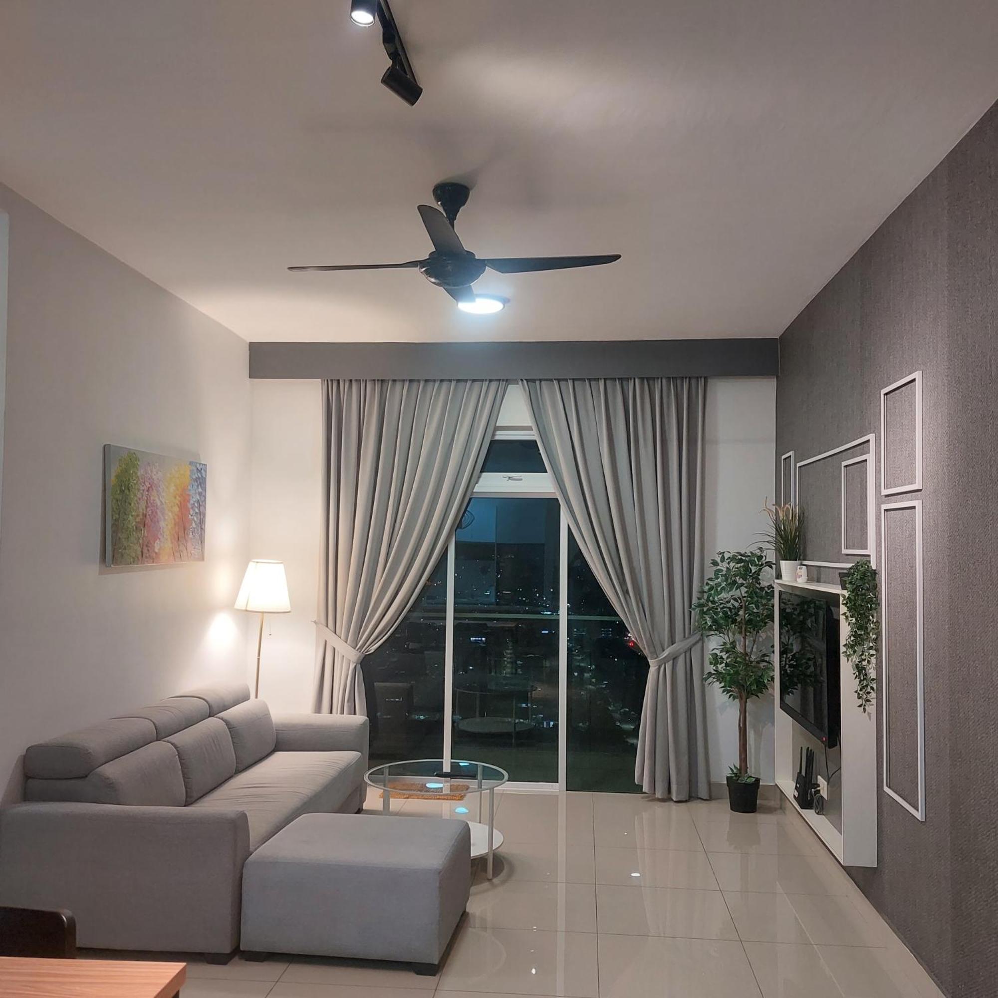Twin Galaxy Jb Homestay By Summer Johor Bahru Zimmer foto